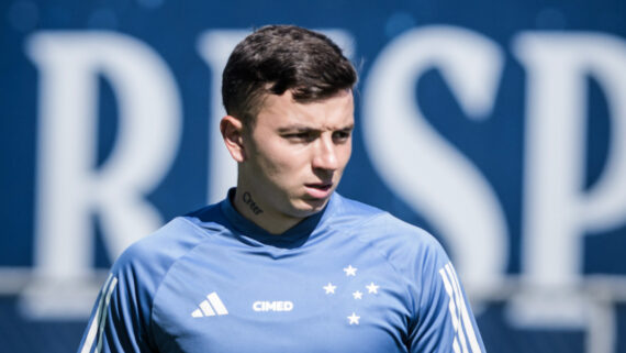 Barreal em treino do Cruzeiro (foto: Gustavo Aleixo/Cruzeiro)