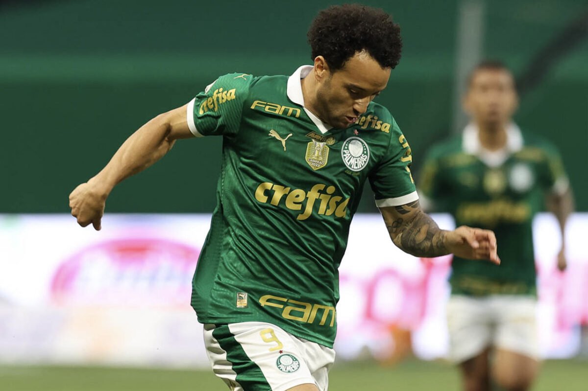 Felipe Anderson em ação pelo Palmeiras (foto: Cesar Greco/Palmeiras)