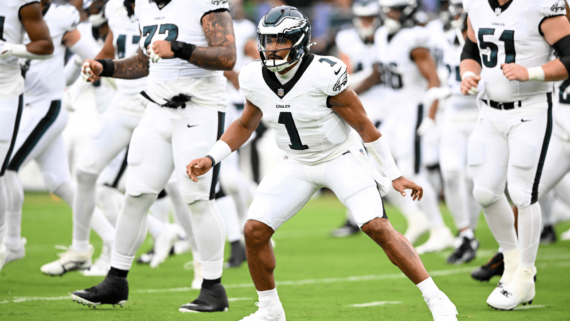 Jalen Hurts é o quarterback titular do Eagles (foto: Greg Fiume/AFP)