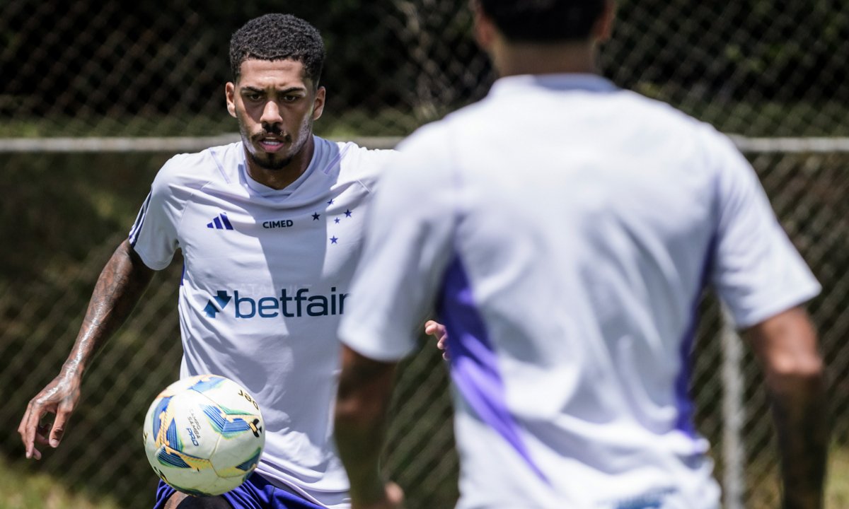 Ruan Santos em treino do Cruzeiro (foto: Gustavo Aleixo/Cruzeiro)