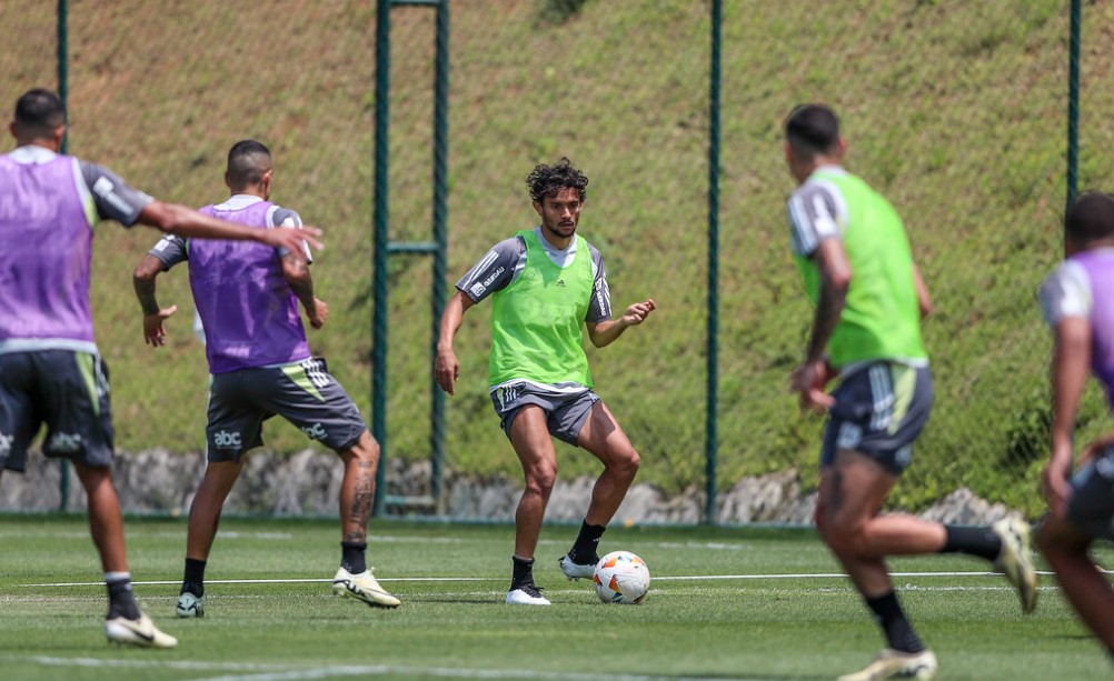 Atlético: titular vira dúvida antes de encarar o Fluminense na Libertadores