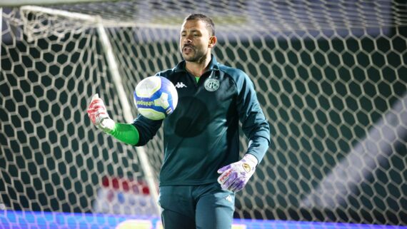 Goleiro Vladimir, do Guarani (foto: Raphael Silvestre/Guarani FC)