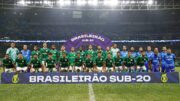 Jogadores e comissão técnica do Palmeira sub-20 (foto: RAFAEL RIBEIRO/CBF)