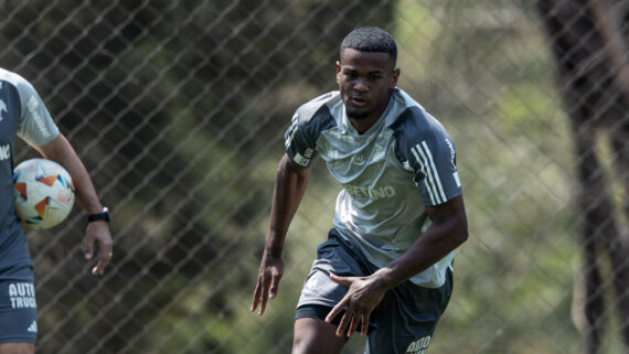 Alisson em corrida na Cidade do Galo (foto: Pedro Souza/Atlético)