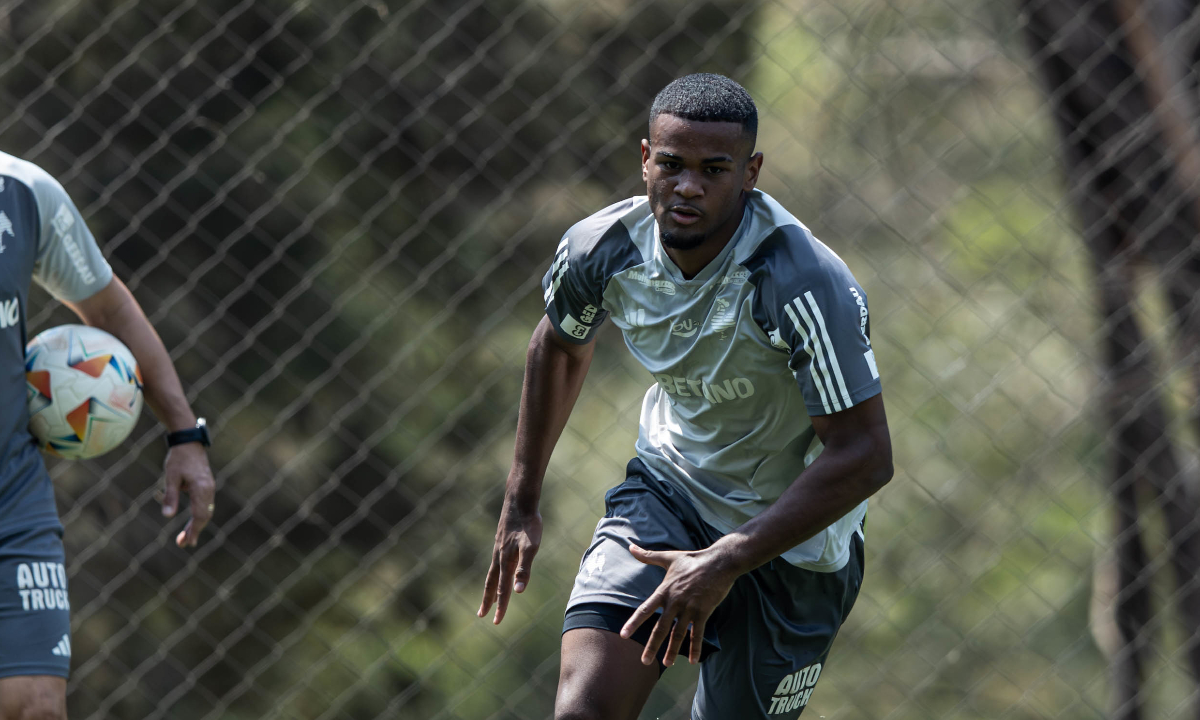 Alisson correndo na Cidade do Galo - (foto: Pedro Souza/Atlético)