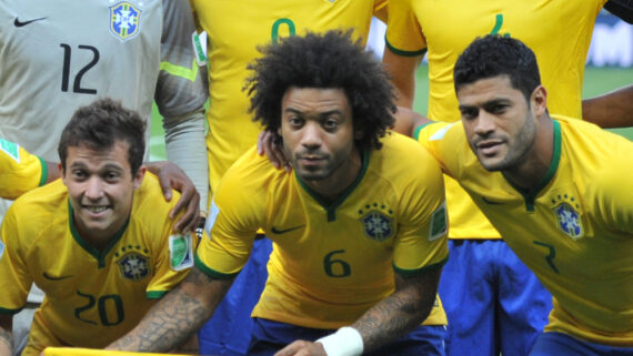 Bernard (à esquerda), Marcelo (ao centro) e Hulk (à direita) foram companheiros na Seleção Brasileira de 2013 (foto: Alexandre Guzanshe/EM/D.A Press)