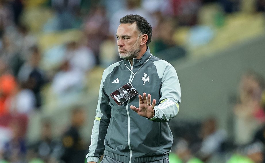 Gabriel Milito, técnico do Atlético, em ação diante do Fluminense (foto: Pedro Souza/Atlético)