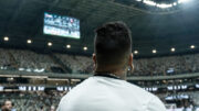 Thiago Scap, torcedor ilustre do Atlético, durante homenagem na Arena MRV (foto: Pedro Souza/Atlético)