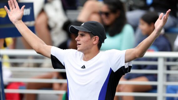 Rafa Jódar comemora título júnior de US Open (foto: Matthew Stockman)