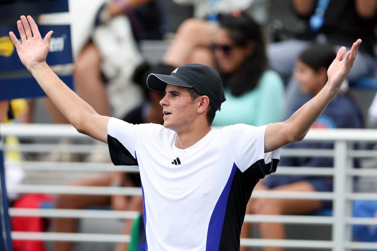 Rafa Jódar comemora título júnior de US Open (foto: Matthew Stockman)