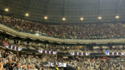 Torcedores do Fluminense no setor visitante da Arena MRV (foto: Divulgação/BlueSky/Fluminense)