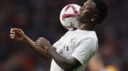 Vinicius Jr, camisa 7 do Real Madrid (foto: OSCAR DEL POZO / AFP)