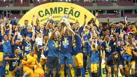 Campeão da Série D 2024, Retrô disputará a Terceira Divisão (foto: Divulgação/Retrô)