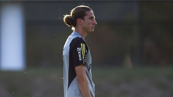 Filipe Luís se aposentou em 2023 (foto: Divulgação/Flamengo)