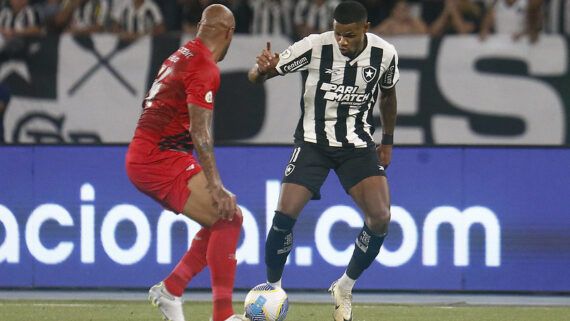 No primeiro turno, equipes empataram por 1 a 1, no Nilton Santos (foto: Vítor Silva/Botafogo)