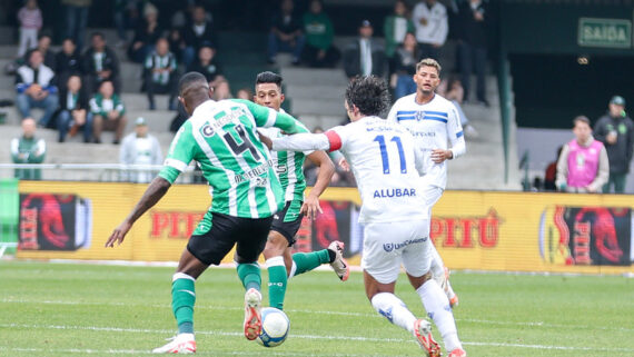 No primeiro turno, equipes empataram por 1 a 1 (foto: Jorge Luís Totti/Paysandu)