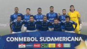 Time do Cruzeiro posa para foto (foto: Gledston Tavares/AFP)