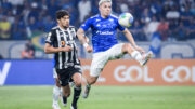 Cruzeiro e Atlético em jogo no Mineirão (foto: Gustavo Aleixo/Cruzeiro)