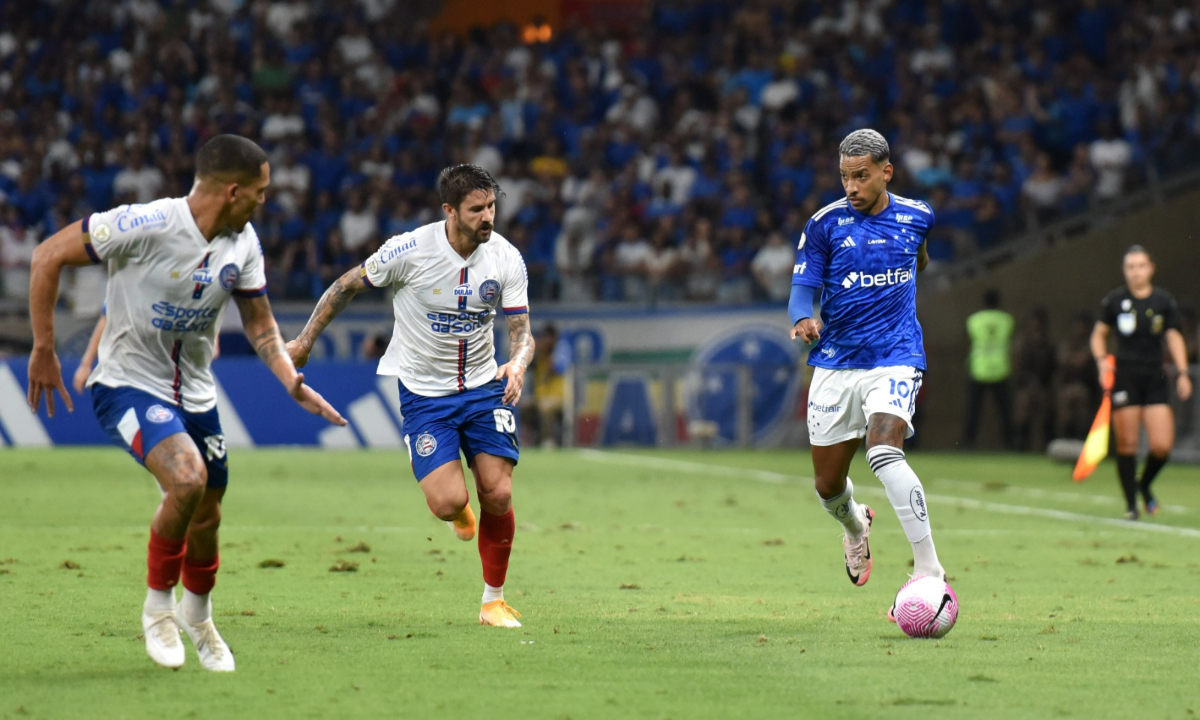 Cruzeiro empata com Bahia pelo Brasileiro e segue sem vencer com Diniz &#060; No Ataque