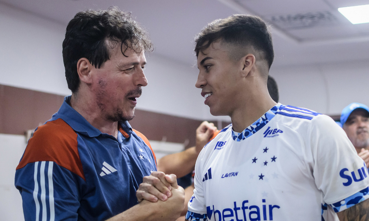 Diniz cita lições aprendidas pelo Cruzeiro ao exaltar classificação à final < No Ataque