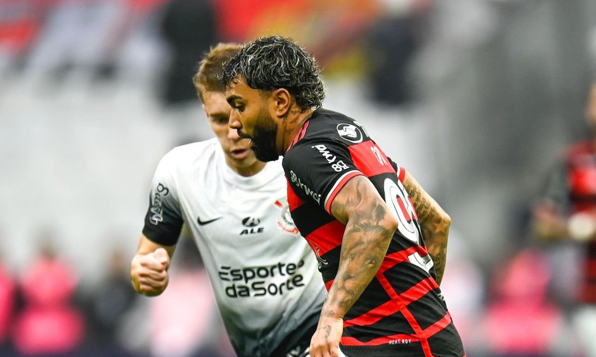 Flamengo e Corinthians na semifinal da Copa do Brasil (foto: Marcelo Cortes / CRF)