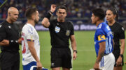 Árbitro de Cruzeiro e Bahia, pelo Brasileiro (foto: Ramon Lisboa/EM D.A Press)