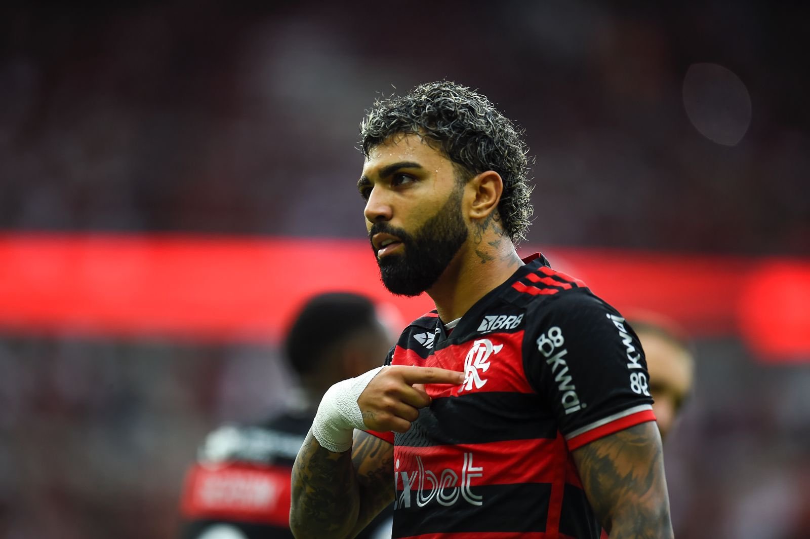 Gabigol comemora gol na vitória do Flamengo sobre o Juventude, no Maracanã (foto: Marcelo Cortes / CRF)