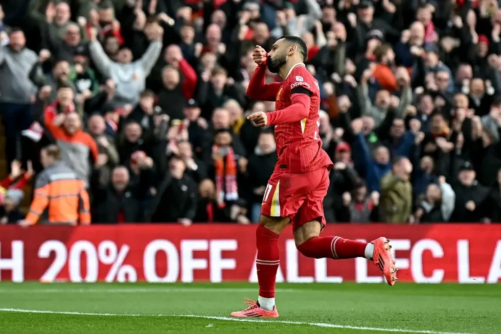 Liverpool bateu o Chelsea (foto: Paul ELLIS / AFP)