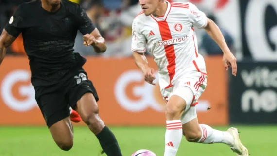 Corinthians e Internacional empataram na Neo Química Arena (foto: Ricardo Duarte/Internacional)