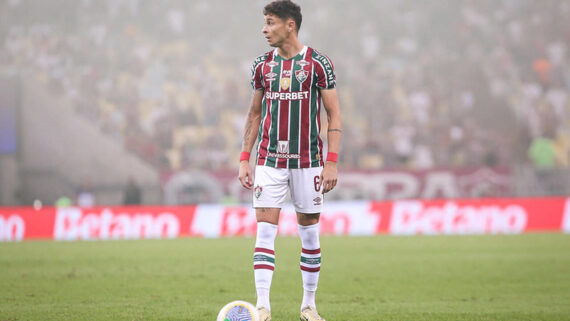 Diogo Barbosa em campo pelo Fluminense (foto: Foto: Marcelo Gonçalves/Fluminense)