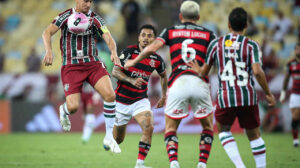 GANSO - Cobrou mal o pênalti, que acabou defendido por Rossi. Compensou dando um passe incrível na jogada que resultou no gol de Lima e encontrando Martinelli no lance do gol de Árias. Alías, cresceu após a entrada do colombiano. NOTA 7,0. Foto: Marcelos Gonçalves/Fluminense - Crédito: 