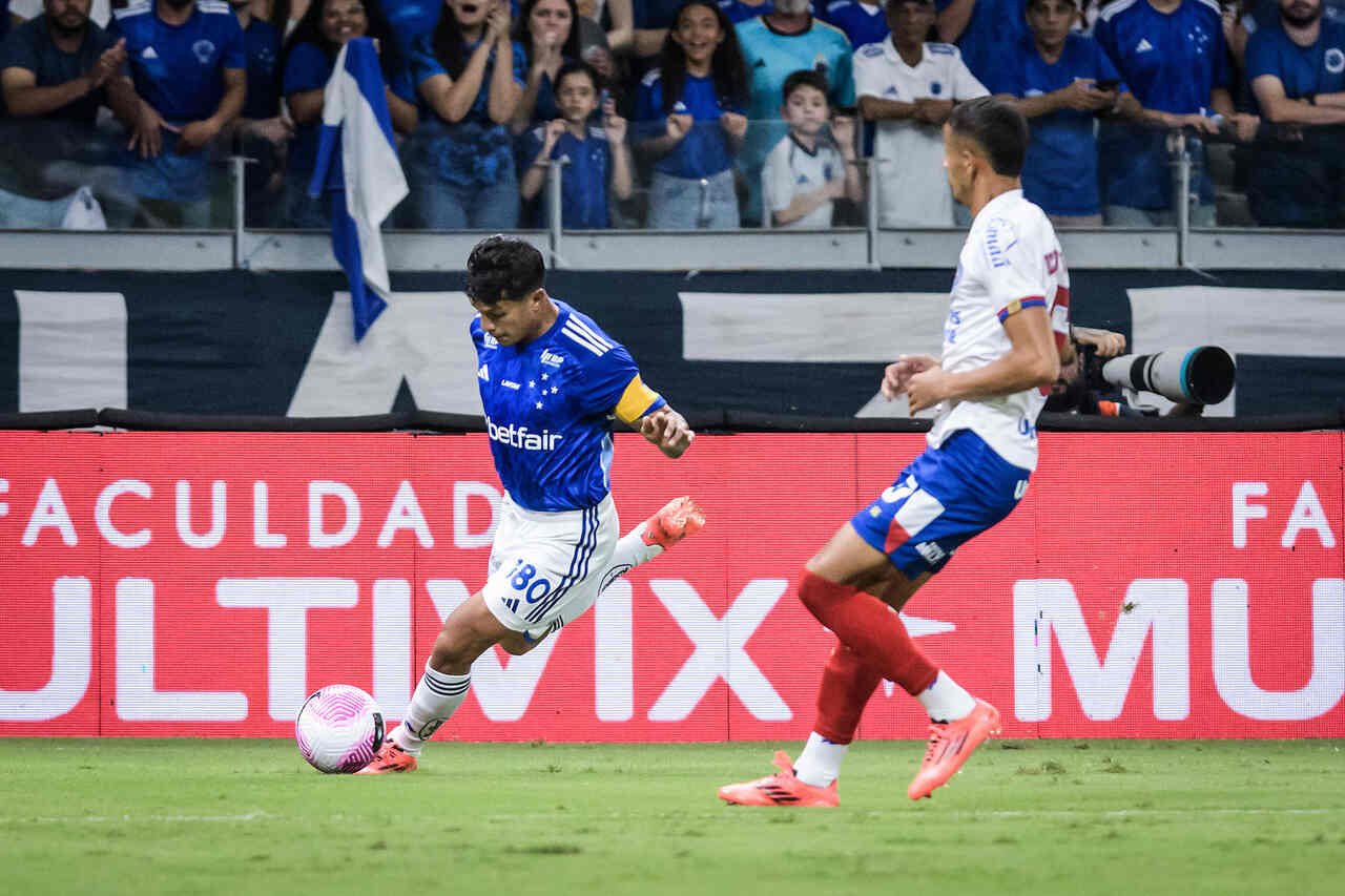 Jogo entre Cruzeiro e Bahia no Mineirão (foto: Gustavo Aleixo/Cruzeiro)