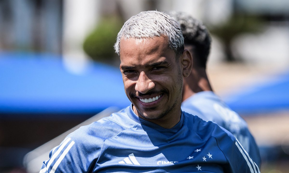 Matheus Pereira em treino do Cruzeiro (foto: Gustavo Aleixo/Cruzeiro)