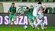 Lance de jogo entre América e Coritiba (foto: Mourão Panda  / América)