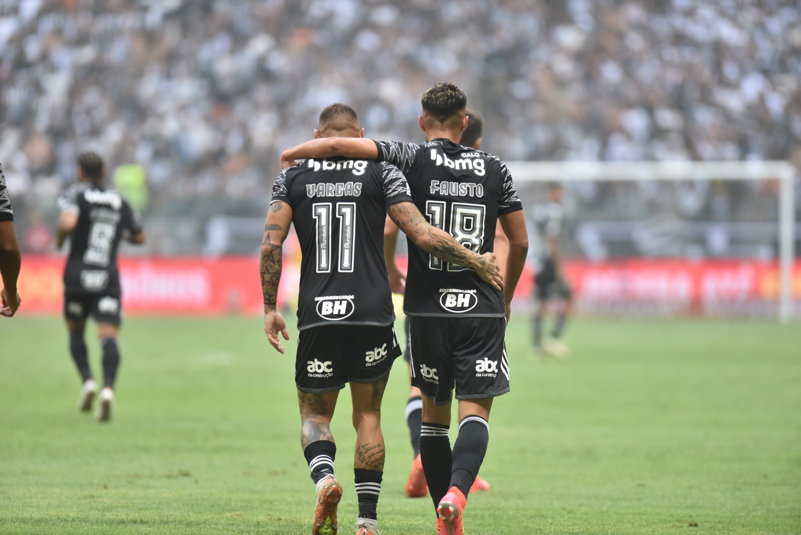 Lance do jogo entre Atlético e Vitória