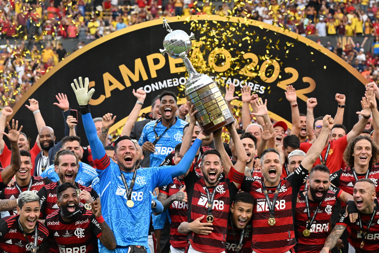 Jogadores do Flamengo comemoram título da Libertadores - (foto: Divulgação / Conmebol )