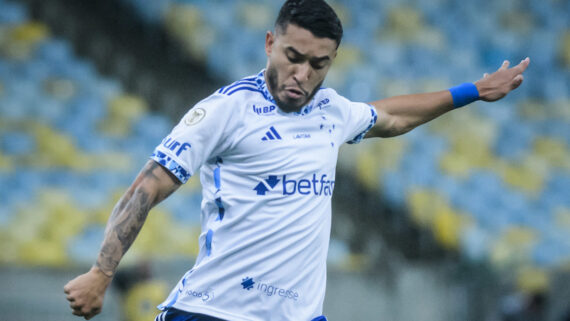 William em jogo contra o Fluminense (foto: Gustavo Aleixo/Cruzeiro)