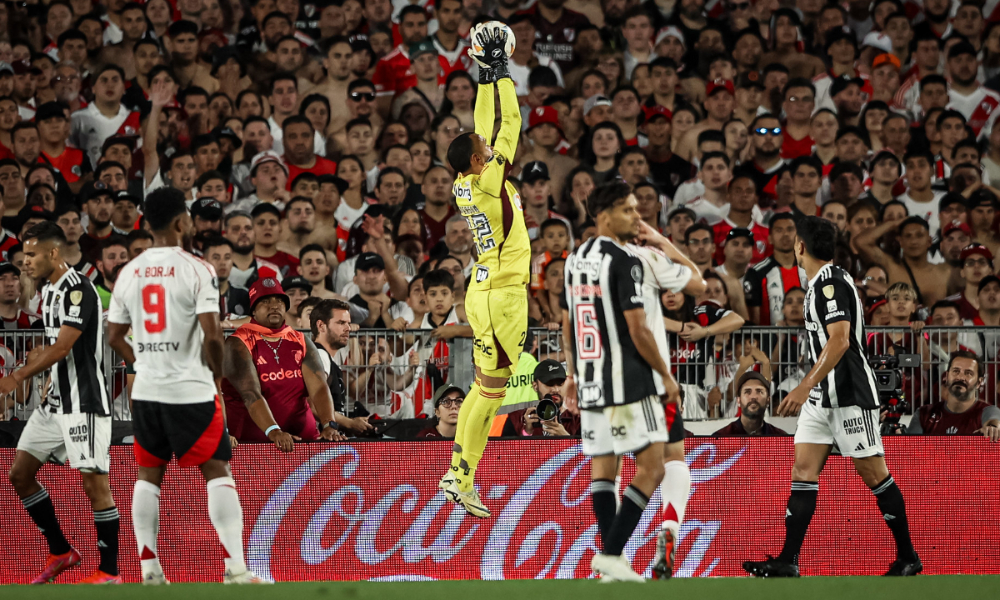 Atlético resistiu à pressão do River Plate e garantiu vaga na final da Libertadores - (foto: Pedro Souza/Atlético)