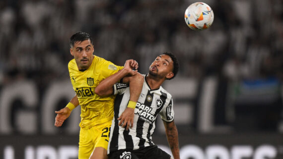 Peñarol e Botafogo decidem vaga na final da Libertadores (foto: DANIEL RAMALHO/afp)