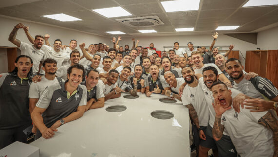 Jogadores do Atlético comemoram classificação na Libertadores (foto: Pedro Souza/Atlético)