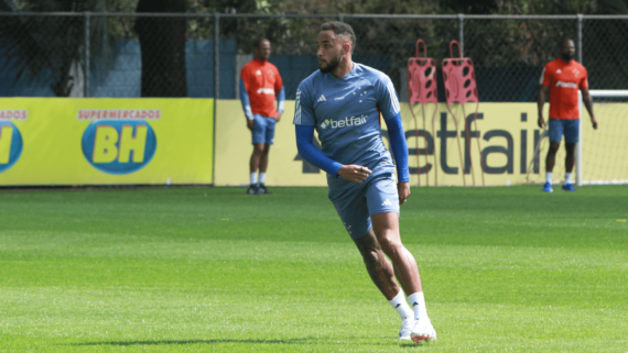 Rafa Silva, atacante do Cruzeiro (foto: Edesio Ferreira/EM/D.A. Press)