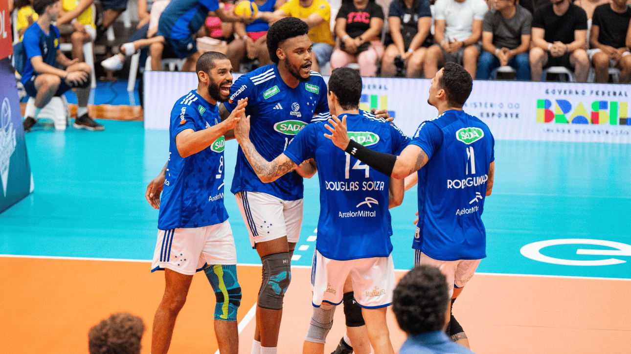 Jogadores de vôlei do Cruzeiro (foto: Matheus Oliveira/Target/CBV)