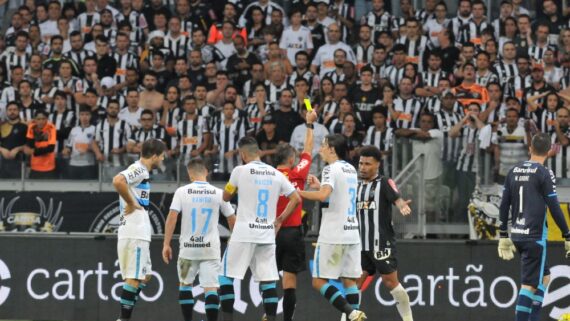 Lance de Atlético x Grêmio, pela final da Copa do Brasil 2016 (foto: Rodrigo Clemente/EM/D.A Press)