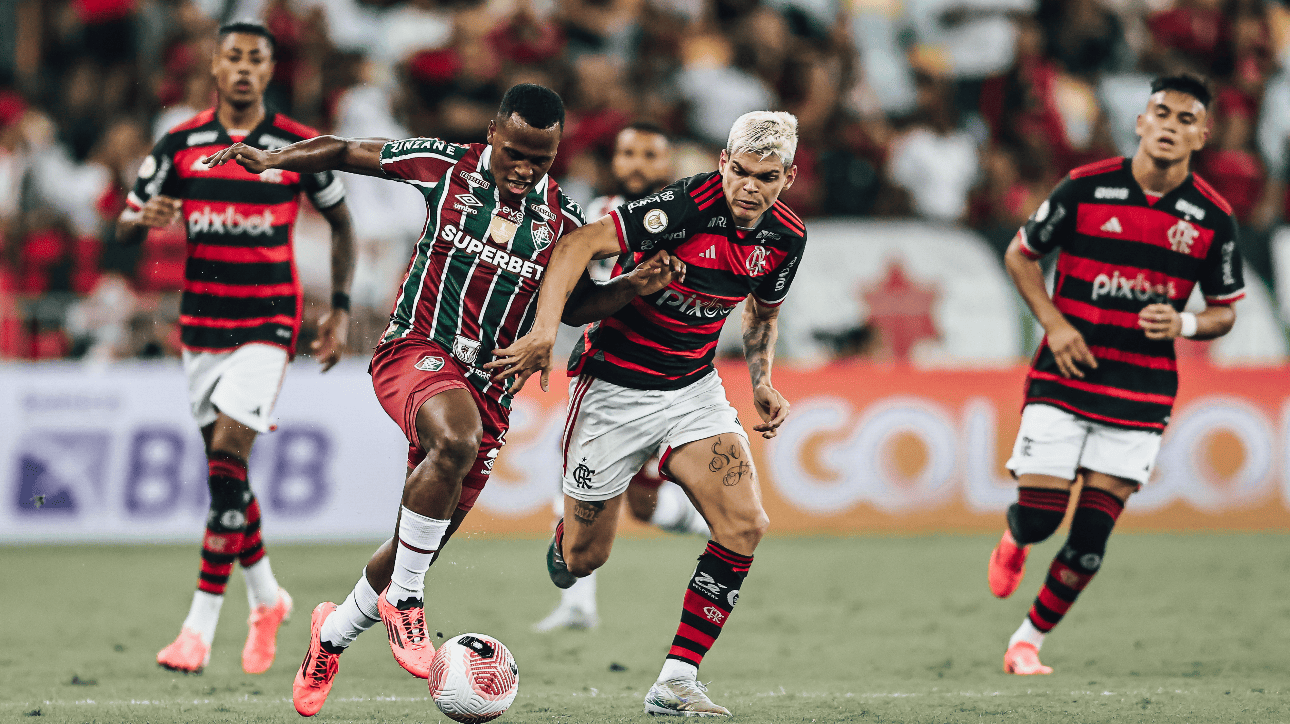 Memes Flamengo é derrotado pelo Fluminense no Brasileiro