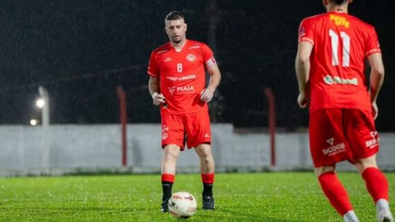 Fábio Rochemback voltou ao futebol para vestir (foto: Serc Guarany / Divulgação)