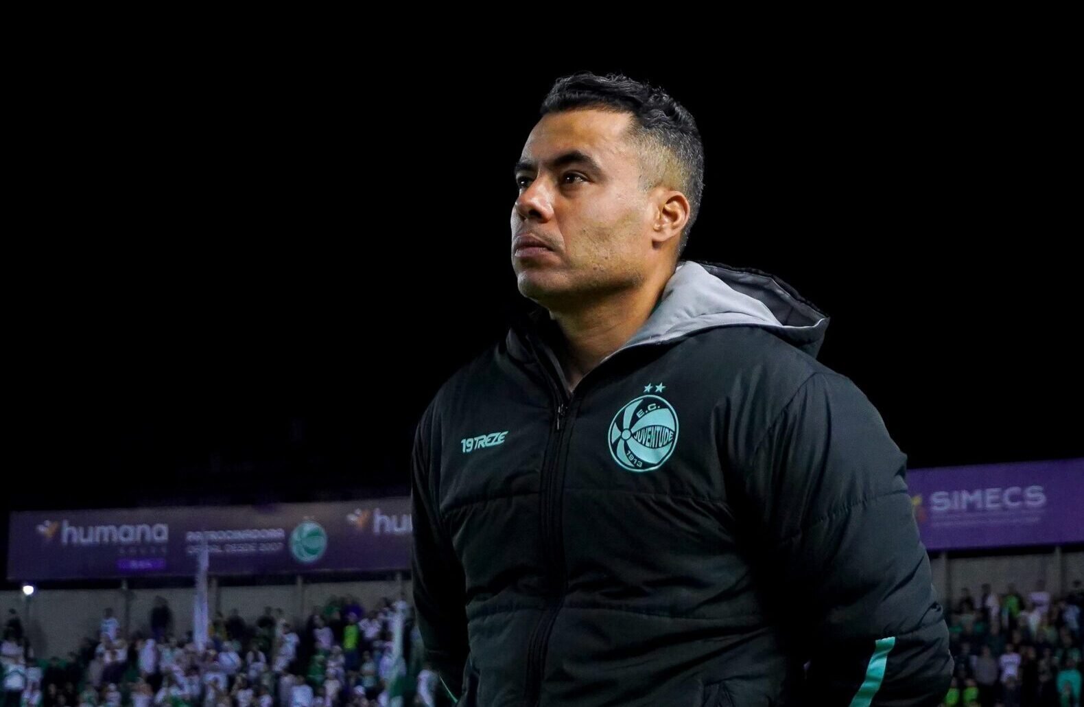 Jair Ventura durante jogo do Juventude (foto: Divulgação/Juventude)