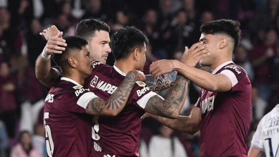 Lanús, adversário do Cruzeiro na Sul-Americana (foto: Reprodução/Lanús)