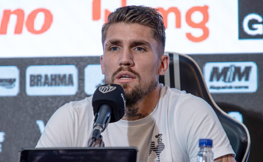 Lyanco, zagueiro do Atlético, durante entrevista na Cidade do Galo (foto: Pedro Souza/Atlético)