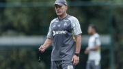 Gabriel Milito durante treino do Atlético (foto: Pedro Souza/Atlético)