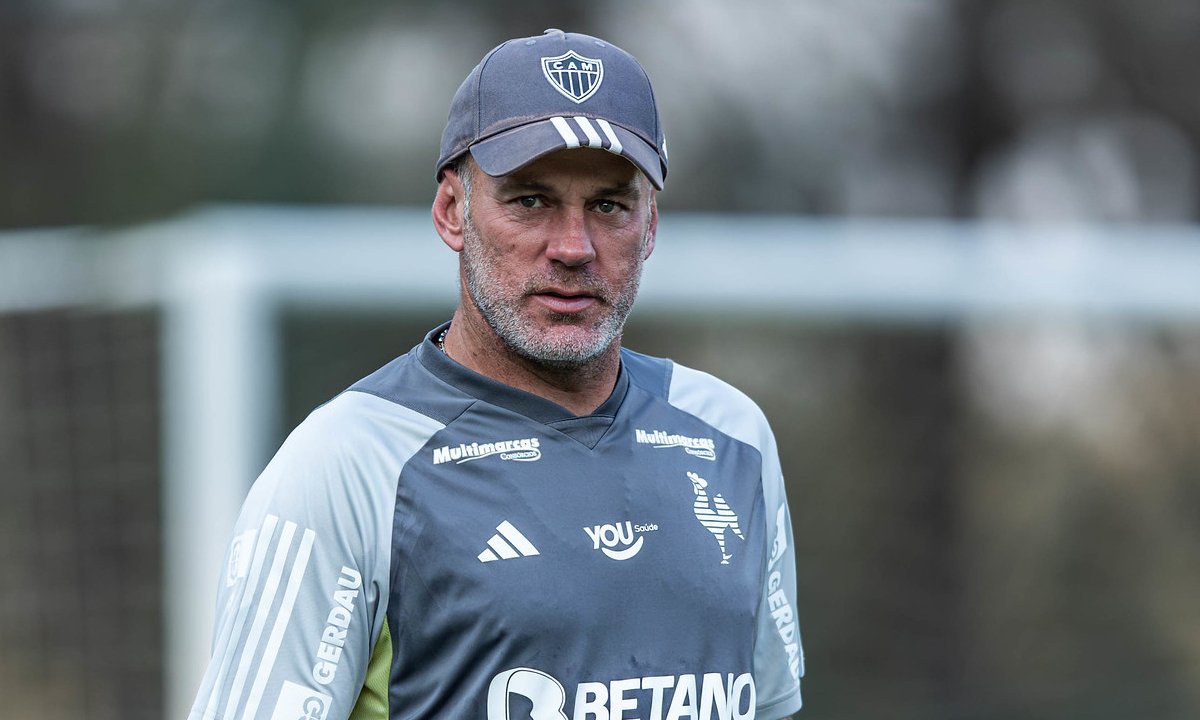 Milito durante treino do Atlético na Cidade do Galo (foto: Pedro Souza/Atlético)